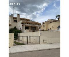 Interesante Villa Independiente