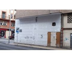 Alquler Local comercial 110 m2, 5 m. altura, INSONORIZADO, en esquina, zona Plaza de Toros