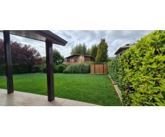 Chalet en Fuentetoba con licencia de Casa Rural  **** en pleno funcionamiento