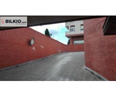 OPORTUNIDAD. Venta de parcela de garaje cerrada con trastero