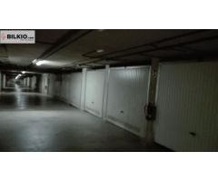 OPORTUNIDAD. Venta de parcela de garaje cerrada con trastero