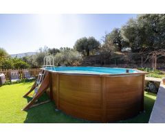 Chalet con gran terreno en Orgiva