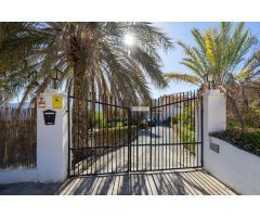 Chalet con gran terreno en Orgiva