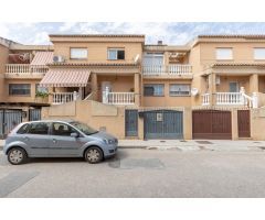 Adosado en Venta en Vegas del Genil, Granada