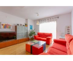 PRECIOSA CASA EN ARMILLA, ZONA CENTRO COMERCIAL NEVADA