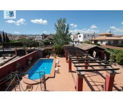 Casa en Venta en La Zubia, Granada
