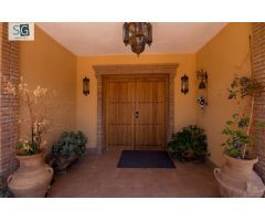Casa en Venta en La Zubia, Granada