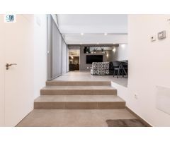 Villa de Lujo en Venta en Otura, Granada