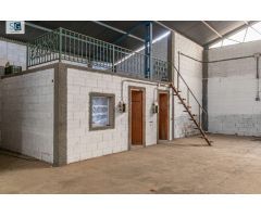NAVE INDUSTRIAL DE 240M2 EN JUN-GRANADA