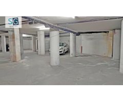 Plaza de aparcamiento en venta en Camino de Ronda