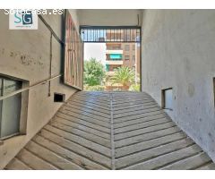 Plaza de aparcamiento en venta en Camino de Ronda