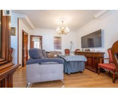 Preciosa casa de 3 dormitorios, 2 baños, aseo y patio de 70 m2 en Loma Linda (Ogíjares)