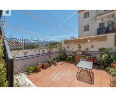 Preciosa casa de 3 dormitorios, 2 baños, aseo y patio de 70 m2 en Loma Linda (Ogíjares)