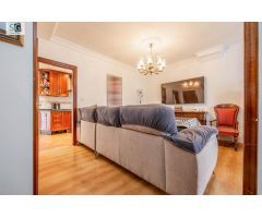 Preciosa casa de 3 dormitorios, 2 baños, aseo y patio de 70 m2 en Loma Linda (Ogíjares)