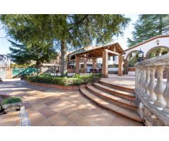 Venta de chalet (tipo Villa) en Monachil (Zona Colinas Bermejas)