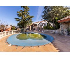 Venta de chalet (tipo Villa) en Monachil (Zona Colinas Bermejas)