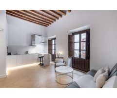 Exclusivo piso con reforma de diseño en el corazón de Granada