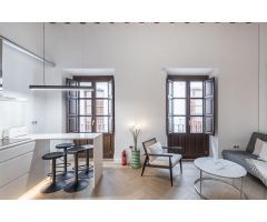 Exclusivo piso con reforma de diseño en el corazón de Granada