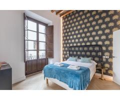 Exclusivo piso con reforma de diseño en el corazón de Granada