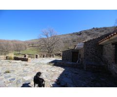 IMPRESIONANTE FINCA EN SIERRA NEVADA