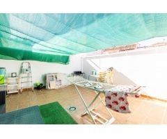 ¡Oportunidad única! Piso en venta con patio y garaje