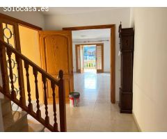 CASA ADOSADA EN VENTA