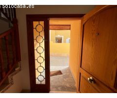 CASA ADOSADA EN VENTA