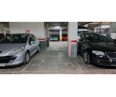 PARKING EN VENDA A LA MARINA DE PORT /  PARKING EN VENTA EN LA MARINA DE PORT