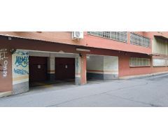ES LLOGA PLAÇA DE PÀRQUING LA MARINA DE PORT  SE  ALQUILA PLAZA DE PARKING LA MARINA DE PORT