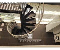 Loft-Dúplex con encanto en Avenida de Manoteras – ¡Listo para entrar a vivir!