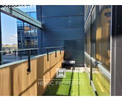 Loft-Dúplex con encanto en Avenida de Manoteras – ¡Listo para entrar a vivir!