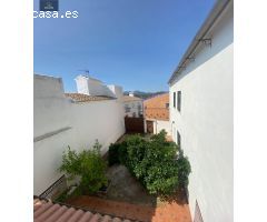 CASA MUY AMPLIA Y REFORMADA IDEAL PARA INVERSION TURISTICA