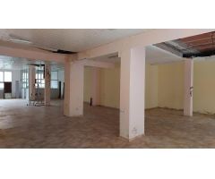 Local comercial en Venta en Salto, Girona