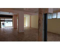 Local comercial en Venta en Salto, Girona