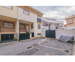 VENTA DE ADOSADO EN EL CENTRO DE LAS GABIAS A 5 MINUTOS DE LA PARADA DEL METRO