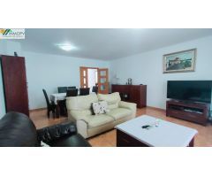 ADOSADO EN URBANIZACION CON GARAJE Y PISCINA PRIVADA! MUY LUMINOSO!