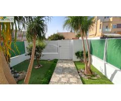 CHALET ADOSADO EN VENTA ZONA BOVERALS! PISCINA PROPIA GARAJE CERRADO!