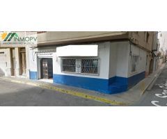 SE VENDE LOCAL COMERCIAL EN LA PLAZA SAN SEBASTIAN!