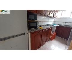 EN VENTA PISO EN LA SEGUNDA PLANTA. EDIFICIO CON ASCENSOR. CALLE REMEDIOS.