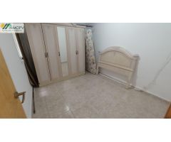 EN VENTA PISO EN LA SEGUNDA PLANTA. EDIFICIO CON ASCENSOR. CALLE REMEDIOS.
