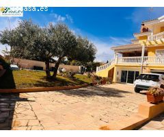 SE VENDE BONITA VILLA EN LA URBANIZACION LA CLOSA - CLUB DE TENIS VINARÒS!