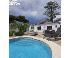 EN VENTA CHALET INDEPENDIENTE EN COSTA NORTE, ZONA BARBIGUERA CERCA MAR!