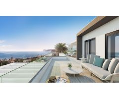 Venta de apartamentos con vistas al mar, a 250 metros de la playa en la Costa del Sol.