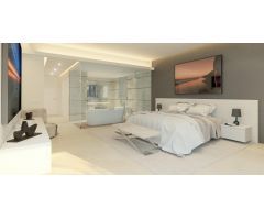 Venta de terreno con vistas al mar en la Milla de Oro,Marbella