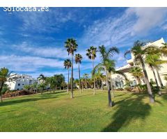 Venta de piso en El Paraíso,Estepona