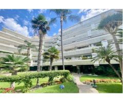 Exclusivo apartamento en alquiler con inmejorables vistas al mar!!!