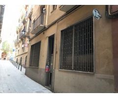 LOCAL EN ALQUILER EN EL CENTRO DE BARCELONA