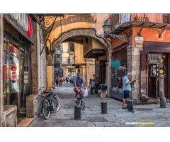 EDIFICIO EN VENTA EN BARCELONA - VACIO PARA REFORMAR
