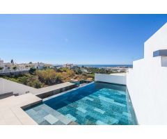 Villa de lujo con 3 dormitorios, vistas al mar y orientación sur