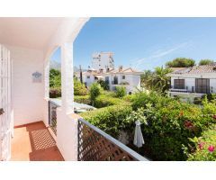 Casa adosada en Urb Verano Azul, Nerja